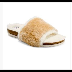 Blush Olli Faux Fur Slide - Women